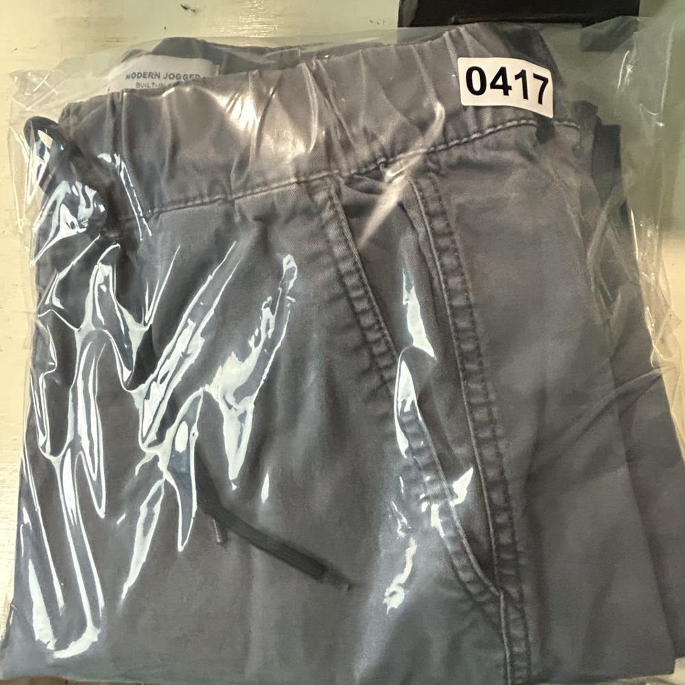 Old Navy Modern Jogger Built-In Flex Dark Gray Pants Mens Size Small - Picture 13 of 13